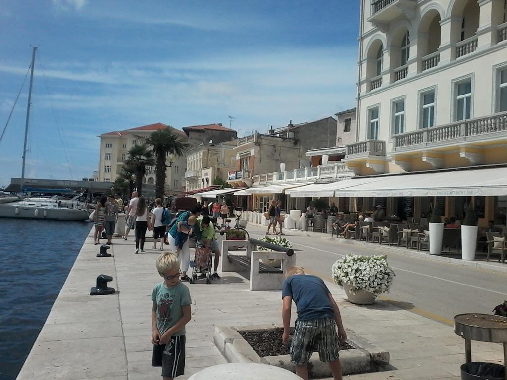 House Apartments Ariamare Porec Phòng bức ảnh
